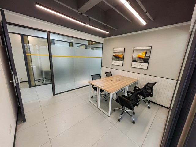 桂林男生适合家用汽车电话是多少